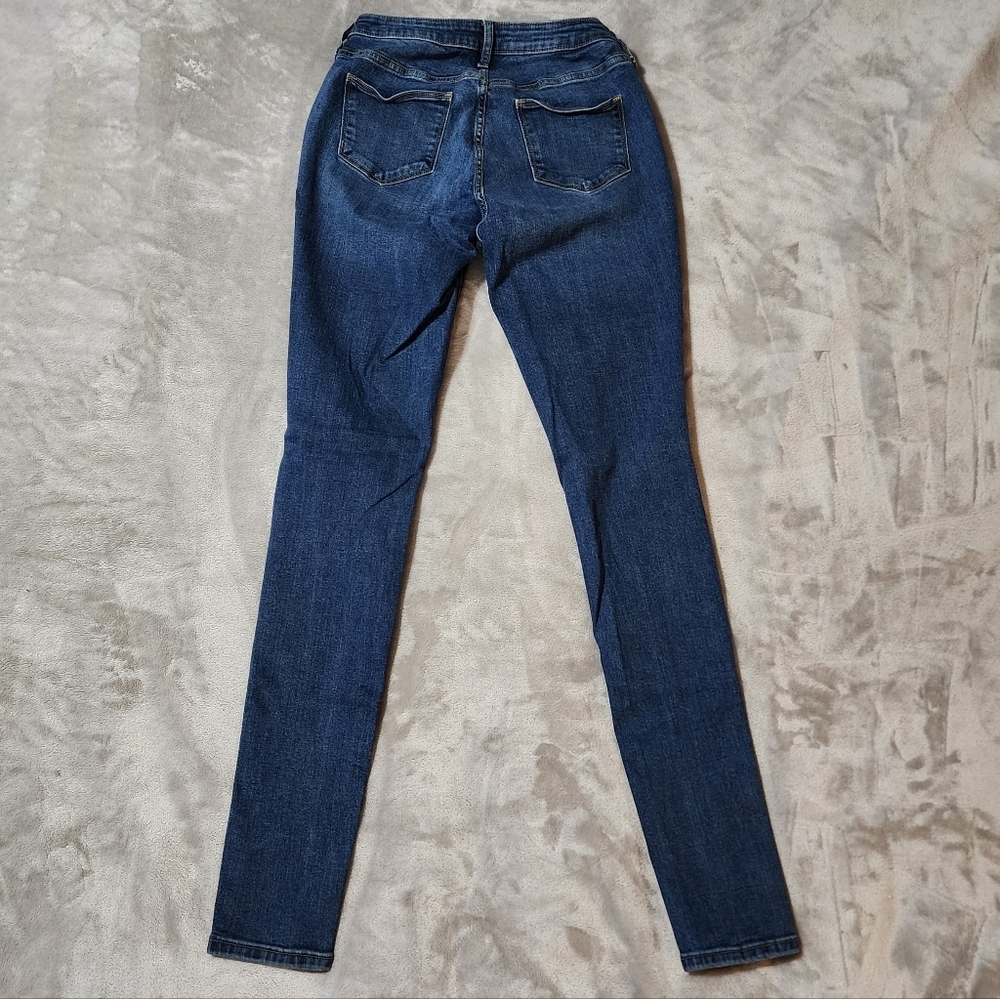 Curvy Fit Skinny Jeans | Mid Rise Stretch Dark Wash Denim | 6 / 28L - Picture 9 of 9